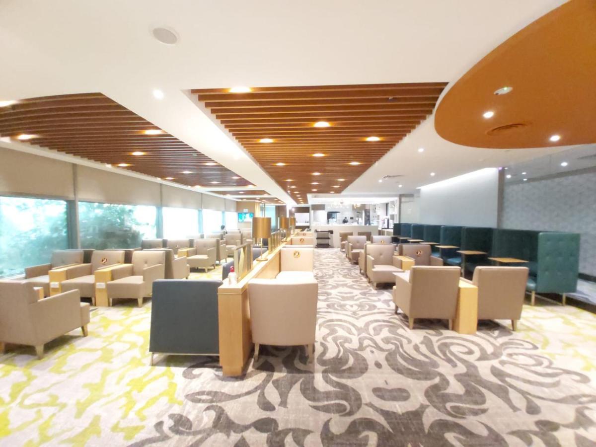 Hotel Ambassador Transit Lounge Terminal 2 Singapur Exterior foto